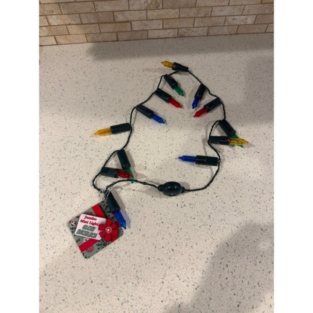 Disney Christmas‎ Light Up Necklace Mickey Lights